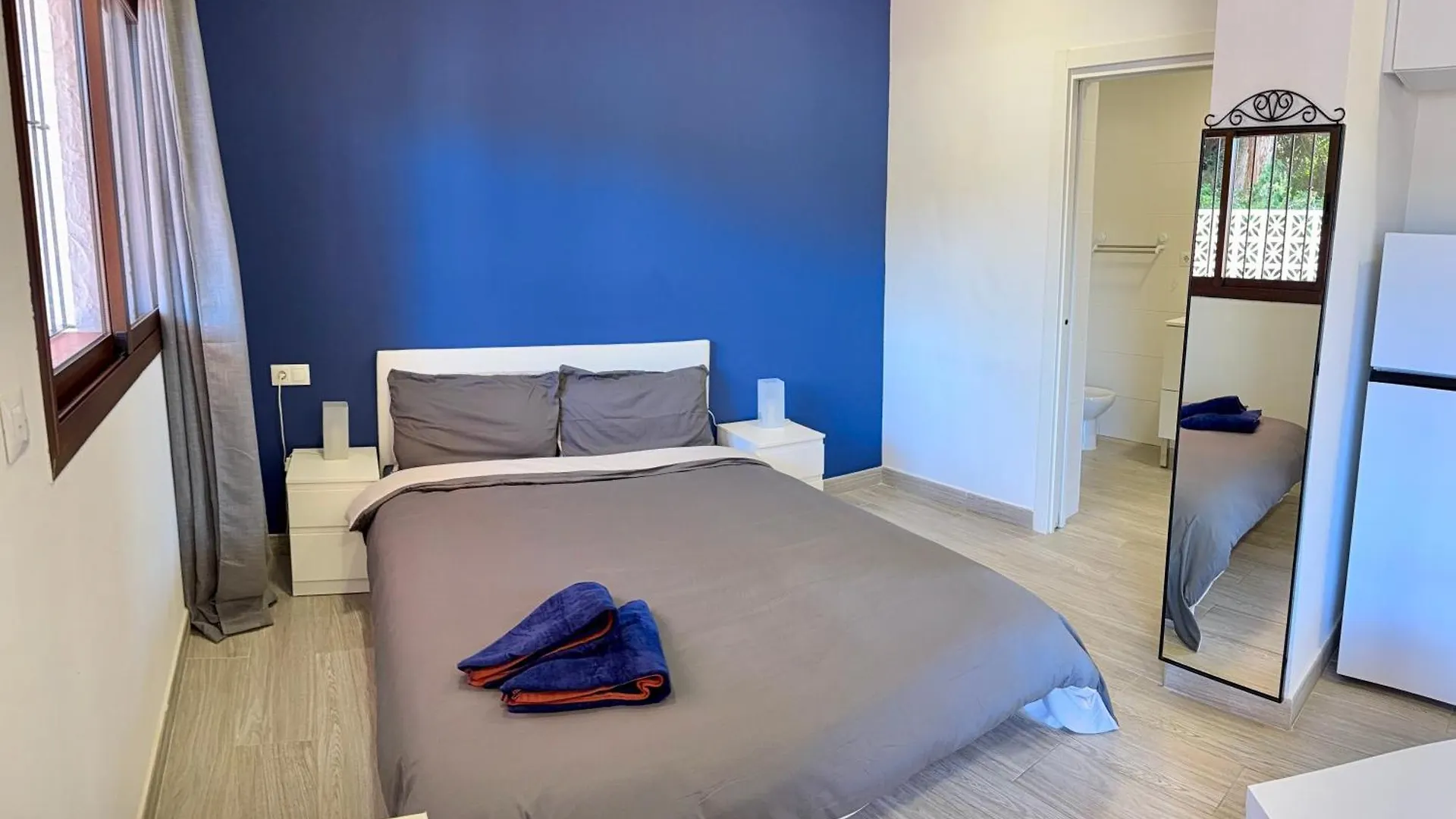 Apartamento Con Cocina Americana En Marbella Elvira 0*,  España