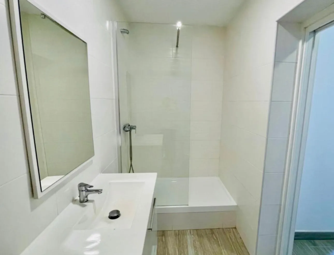 Apartamento Con Cocina Americana En Marbella Elvira