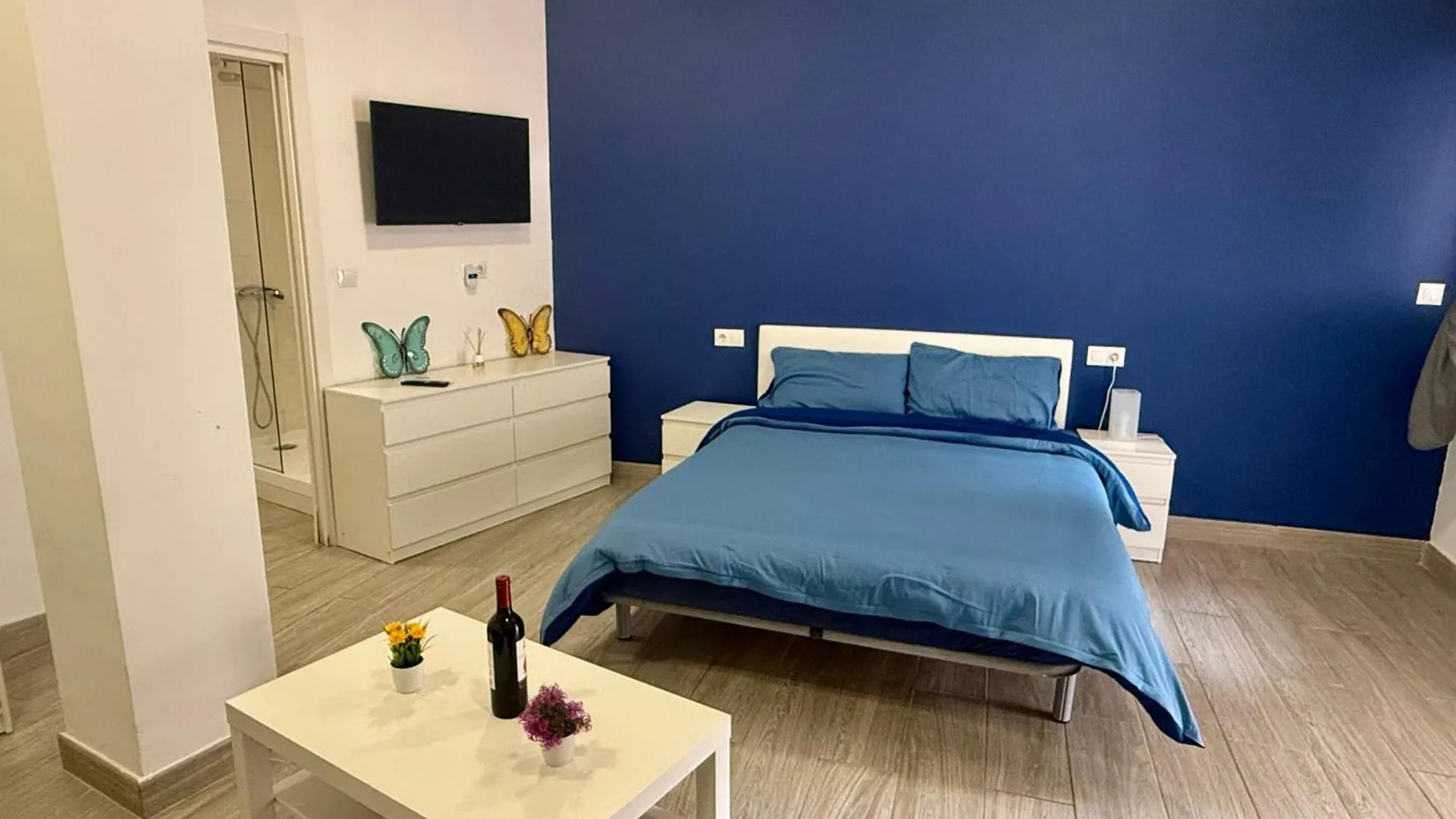 Apartamento Con Cocina Americana En Marbella Elvira